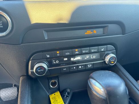 Used 2019 MAZDA CX-5 Touring FWD image 42