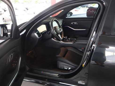 Used 2020 BMW M340i RWD image 14