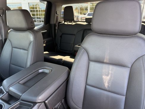 Certified 2025 GMC Sierra 1500 SLT image 13