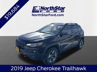 Used 2019 Jeep Cherokee Trailhawk w/ Comfort & Convenience Group