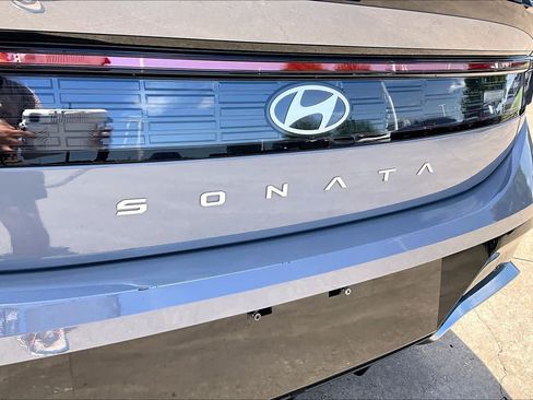 Used 2025 Hyundai Sonata SEL FWD image 29