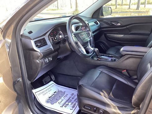 Used 2019 GMC Acadia SLT image 9