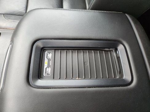 Certified 2018 Chevrolet Suburban Premier image 25