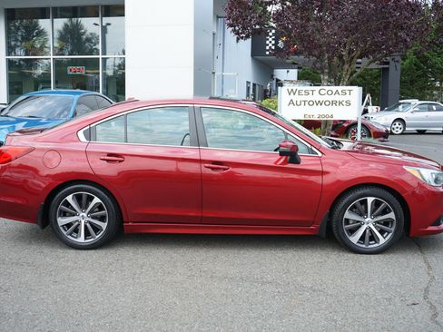 Used 2015 Subaru Legacy 3.6R Limited AWD/4WD image 7