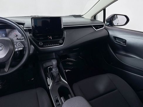 Certified 2025 Toyota Corolla LE image 19