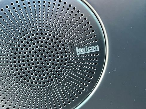 Used 2024 Genesis G70 3.3T Advanced w/ Sport Prestige Package image 25