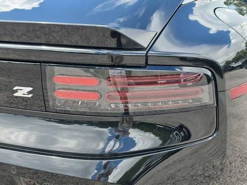 Used 2024 Nissan Z Performance w/ Floor Mat Package RWD image 8
