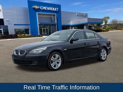 Used 2010 BMW 528i xDrive Sedan image 4