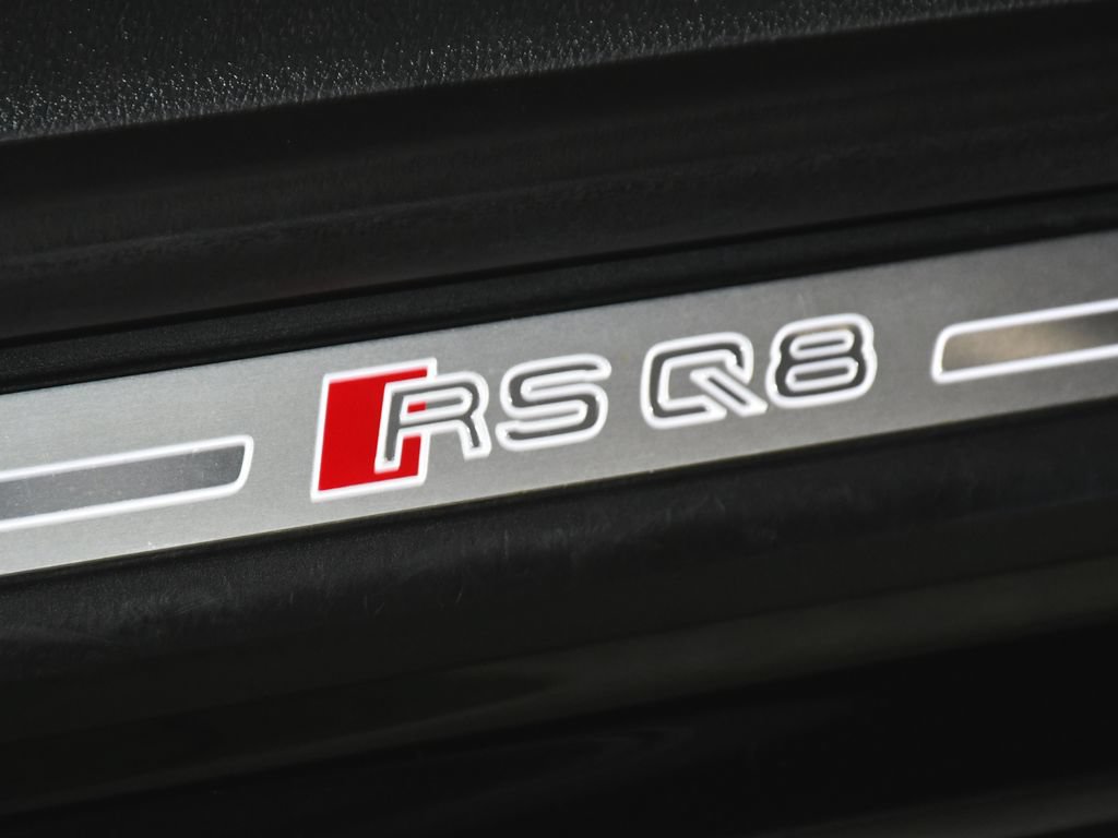 Used 2021 Audi RS Q8 AWD/4WD image 16