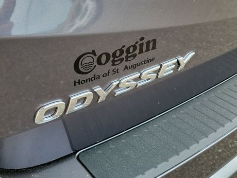 Used 2026 Honda Odyssey EX-L image 7
