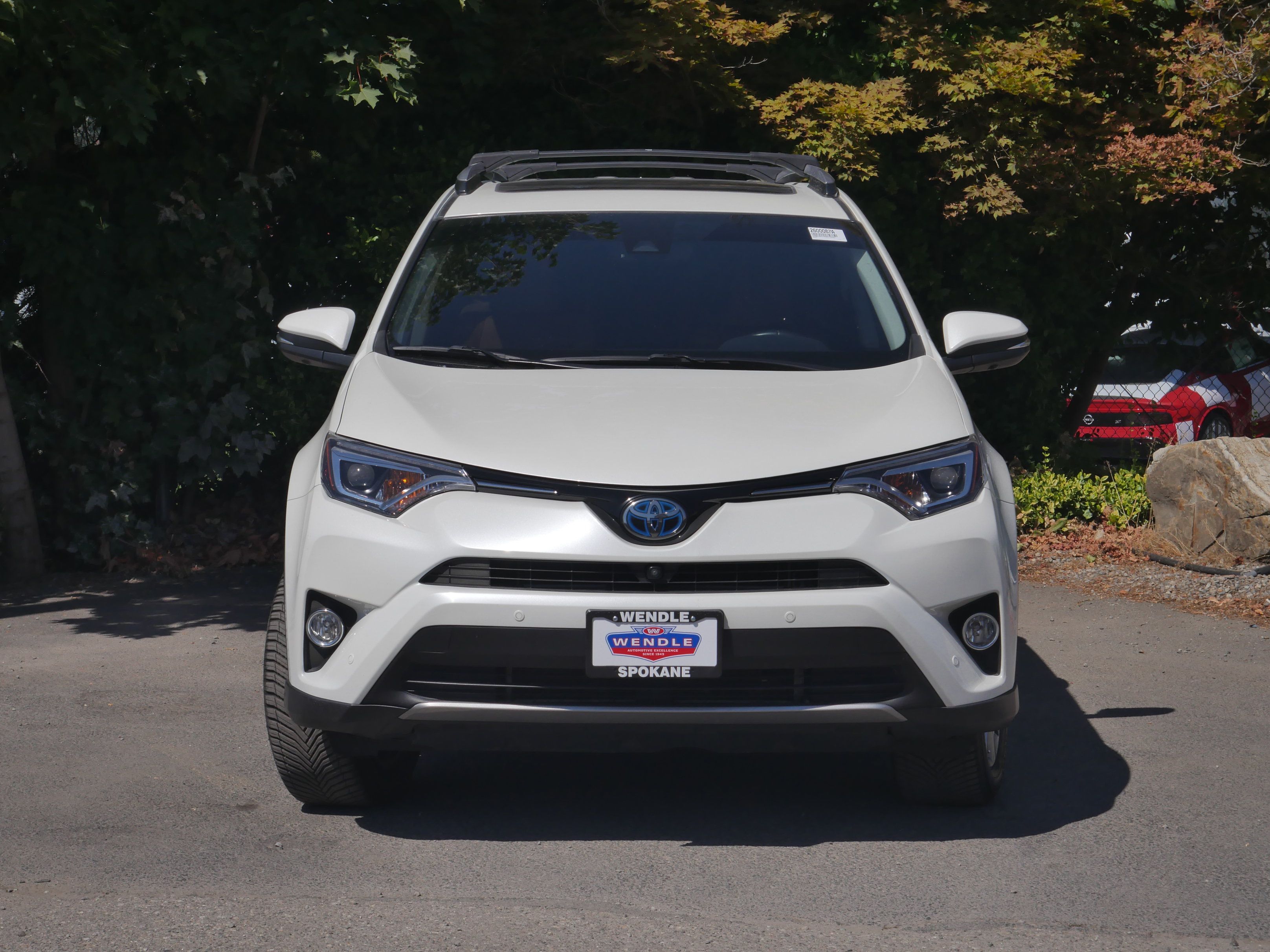 Used 2017 Toyota RAV4 Limited w/ Advanced Technology Package AWD/4WD image 34