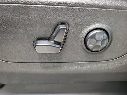 Certified 2019 RAM 1500 Big Horn AWD/4WD image 30