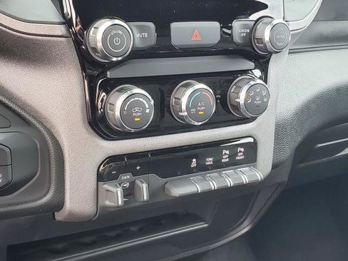 New 2026 RAM 2500 Tradesman AWD/4WD image 17