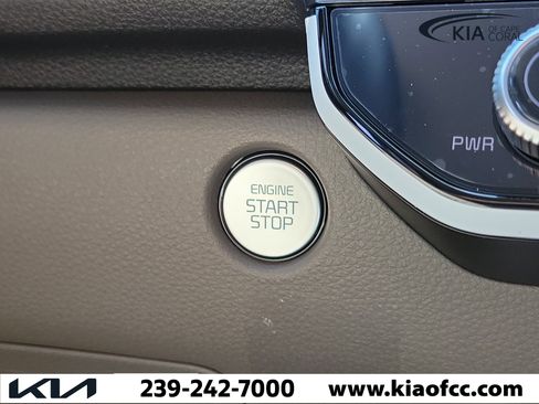 New 2026 Kia Carnival FWD image 31