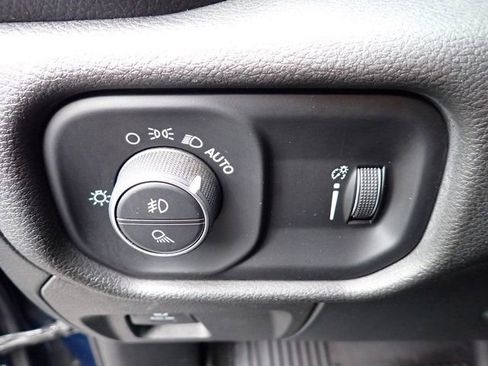 Used 2021 RAM 1500 Big Horn AWD/4WD image 24