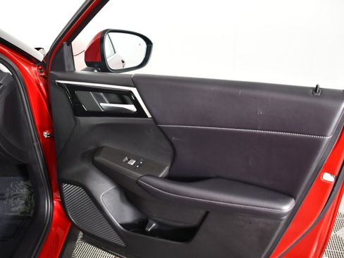 Used 2025 Mitsubishi Outlander SE AWD/4WD image 39