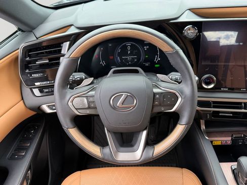 Certified 2023 Lexus RX 350 w/ Accessory Package (2T) image 17