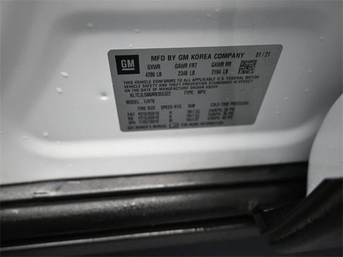 Used 2021 Chevrolet Trax LT w/ Sport Edition image 19