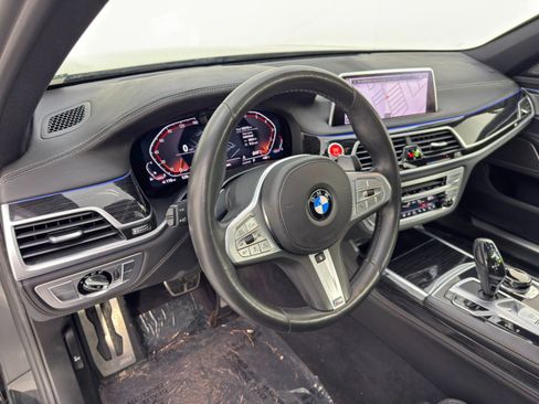 Used 2020 BMW 750i xDrive 750i xDrive w/ Executive Package image 13