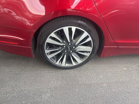 Used 2017 Lincoln MKZ Reserve w/ Luxury Package image 3