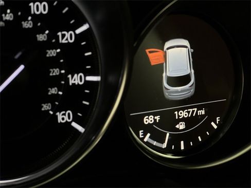 Certified 2023 MAZDA CX-5 Carbon Edition image 10