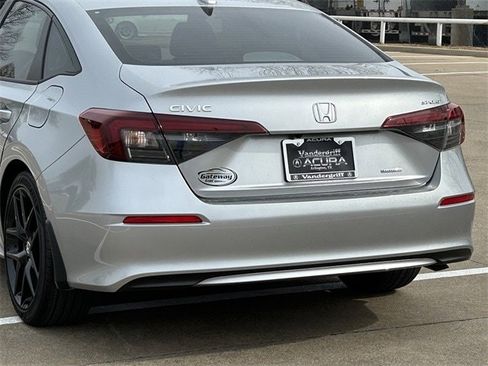 Used 2025 Honda Civic Sport image 7