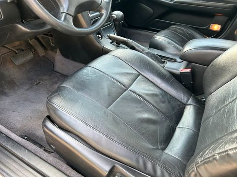 Used 1999 Nissan Maxima SE FWD image 10