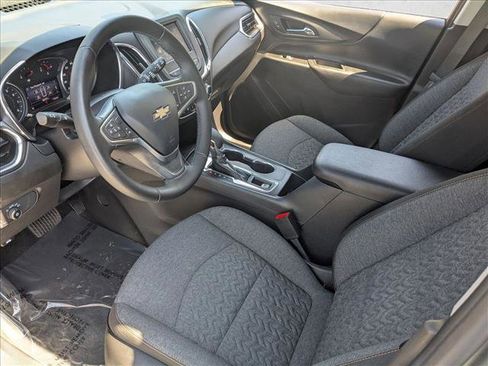 Used 2023 Chevrolet Equinox LT AWD/4WD image 10