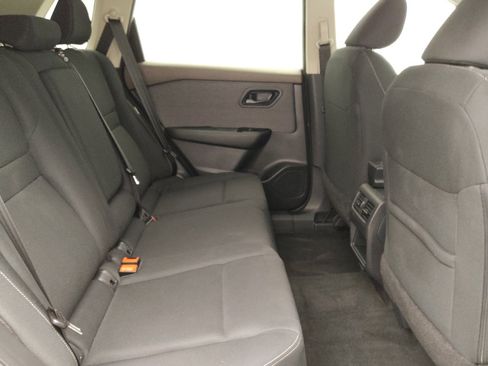 Used 2023 Nissan Rogue S FWD image 19