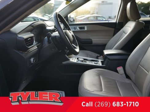Used 2020 Ford Explorer Limited image 38