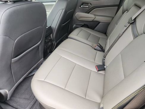 Used 2025 Chevrolet Colorado ZR2 AWD/4WD image 31