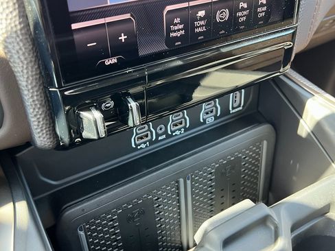 New 2026 RAM 3500 Longhorn image 29