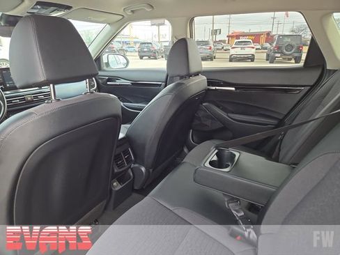 Used 2023 Kia Seltos S image 24