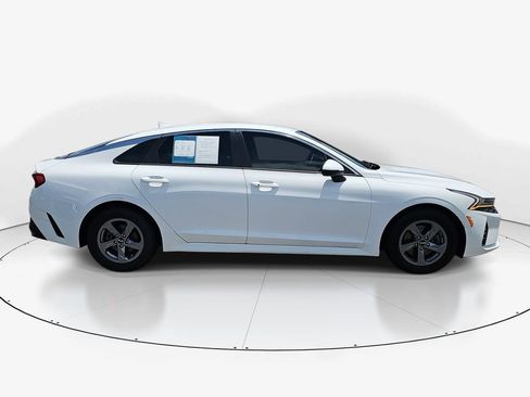 Used 2021 Kia K5 LXS FWD image 5