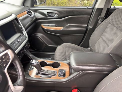Used 2017 GMC Acadia SLE AWD/4WD image 20