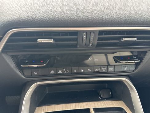 Used 2025 MAZDA CX-90 3.3 Turbo w/ Preferred Package image 13