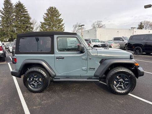 Used 2024 Jeep Wrangler Sport image 26
