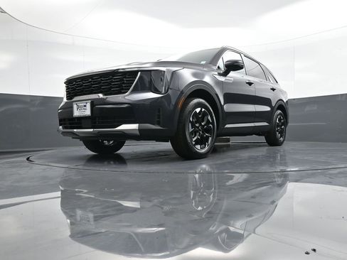 New 2025 Kia Sorento S image 25
