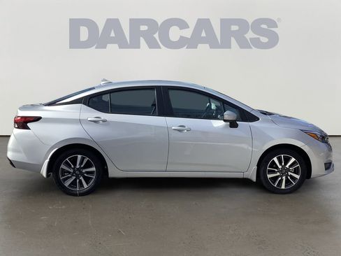 Used 2025 Nissan Versa SV w/ Trunk Package image 8