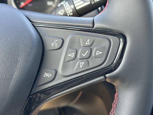 Certified 2023 Chevrolet Equinox RS FWD image 22