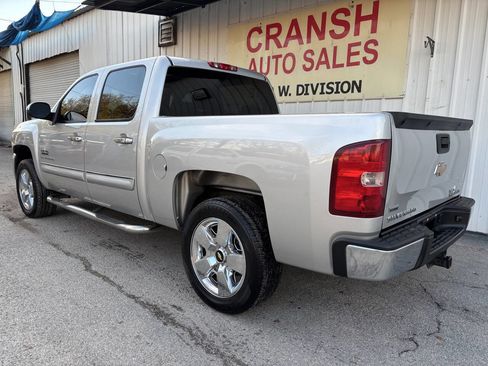 Used 2011 Chevrolet Silverado 1500 LT w/ Texas Edition image 2