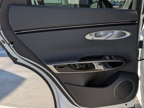 New 2026 Genesis GV70 2.5T image 24