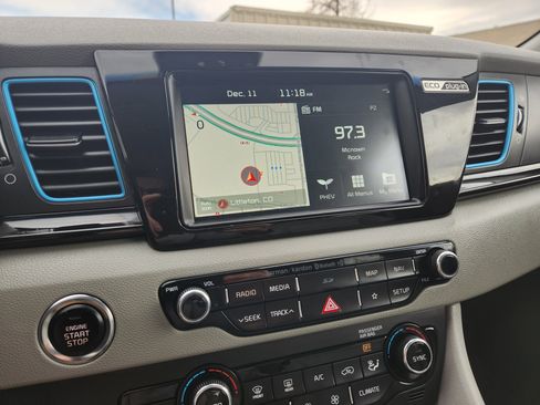 Used 2019 Kia Niro EX Premium image 23