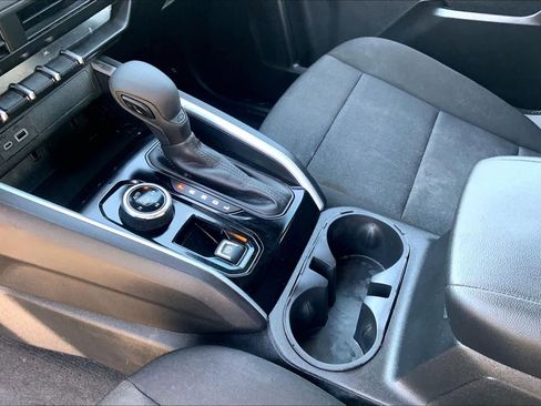 Used 2024 Chevrolet Colorado Trail Boss w/ Technology Package image 15