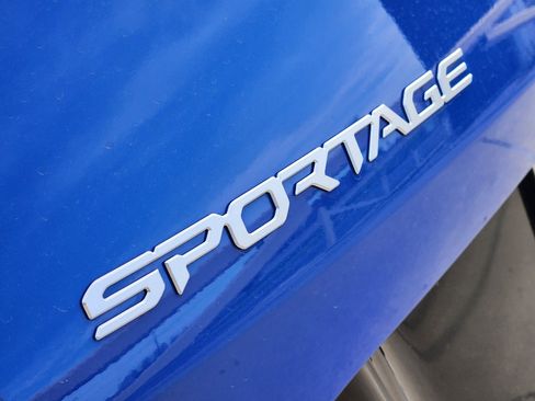 New 2026 Kia Sportage SX image 8