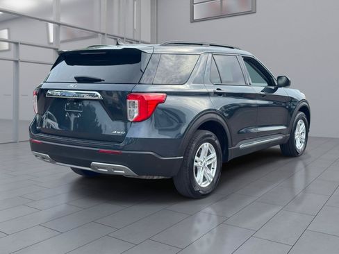 Certified 2023 Ford Explorer XLT w/ Equipment Group 202A AWD/4WD image 5
