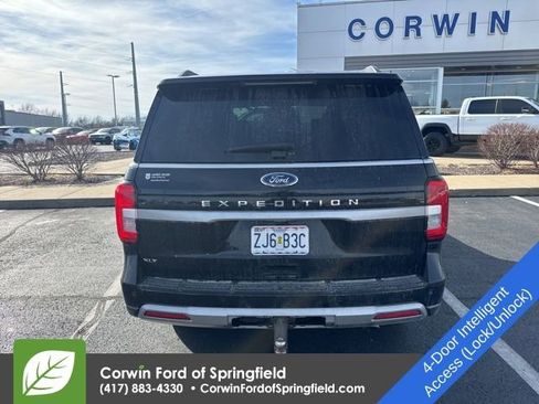 Used 2022 Ford Expedition XLT image 6