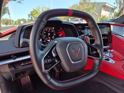 Used 2021 Chevrolet Corvette Stingray Preferred Cpe w/ Z51 Performance Package image 19