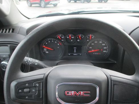 Used 2025 GMC Sierra 1500 Pro w/ Pro Value Package image 25