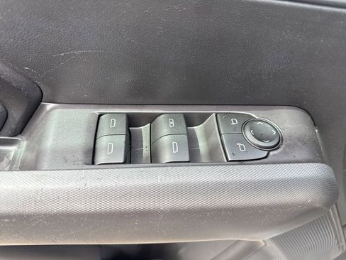 Used 2023 Chevrolet Colorado LT image 24